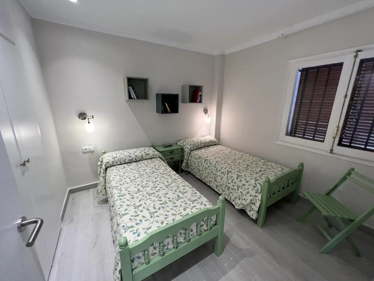 Europa 43 Apartment Roses Spain